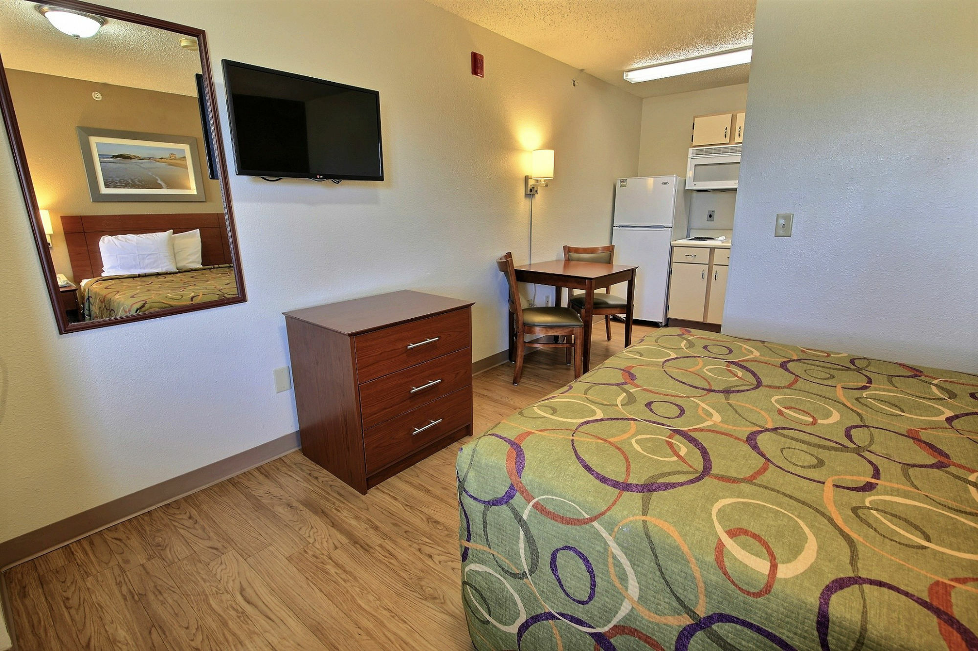 Sun Suites Of Chesapeake Luaran gambar